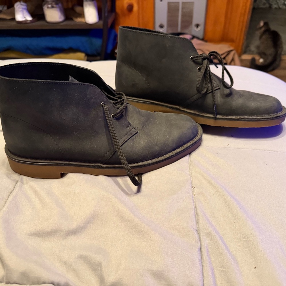 Clarks Dark Gray Chukka Boots